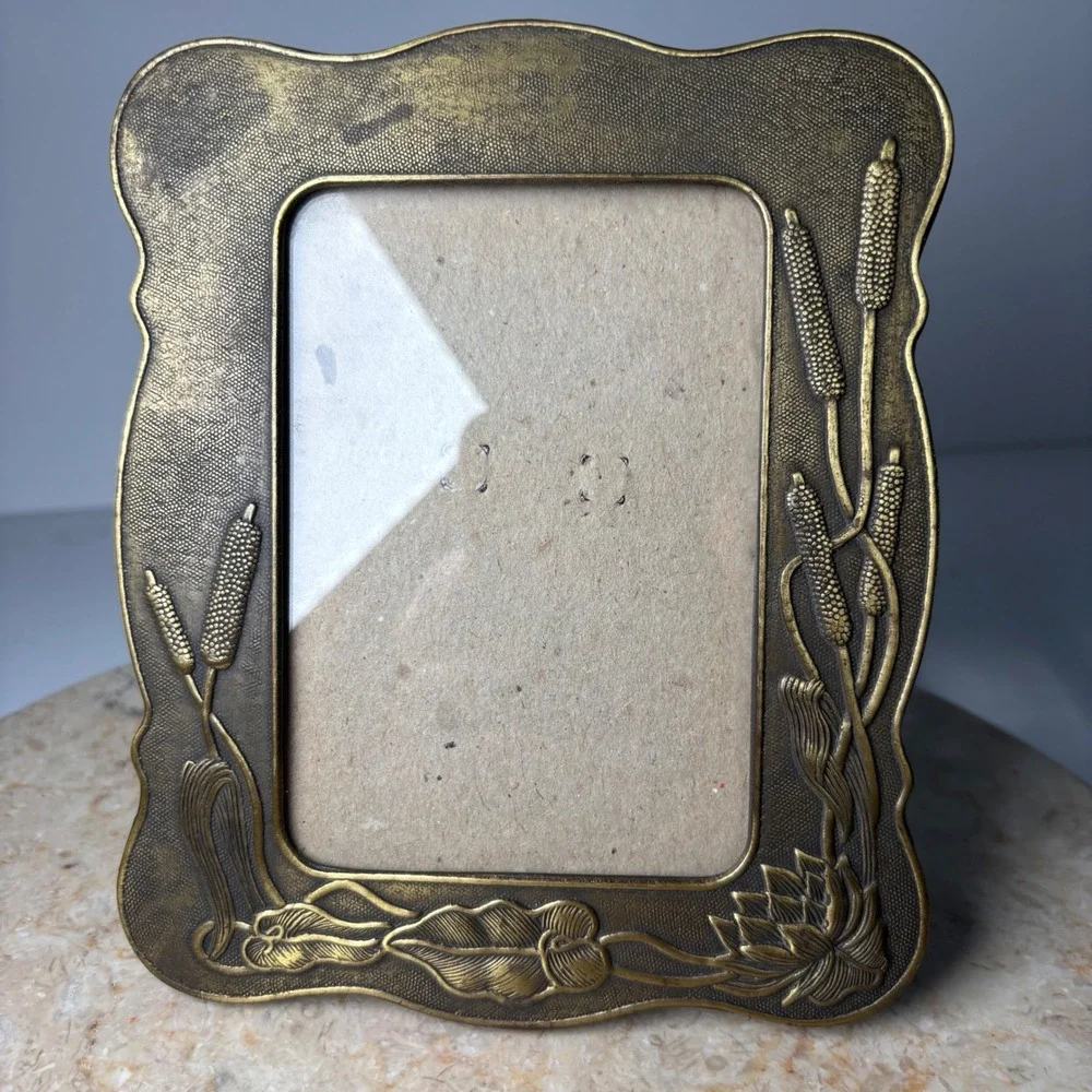 Vintage Art Nouveau Picture Frame 6.5x5.5 Gold Brass Tone Cattails Water Lily